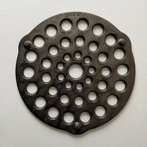 Vintage Lodge Cast Iron 8" Meat Rack / Trivet USA